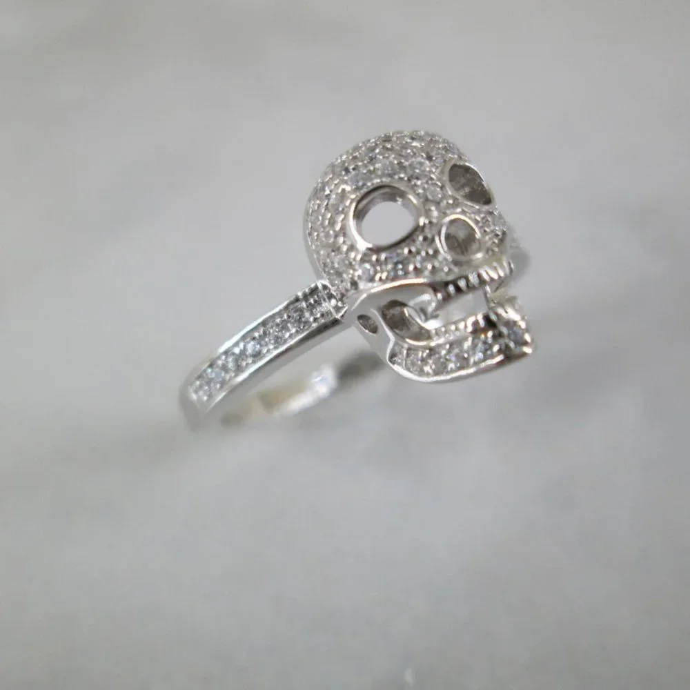 925 Sterling SKULL Ring - Picture 2 of 4
